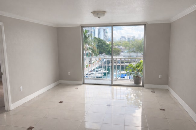 Photo - Serenity On The River Apartment