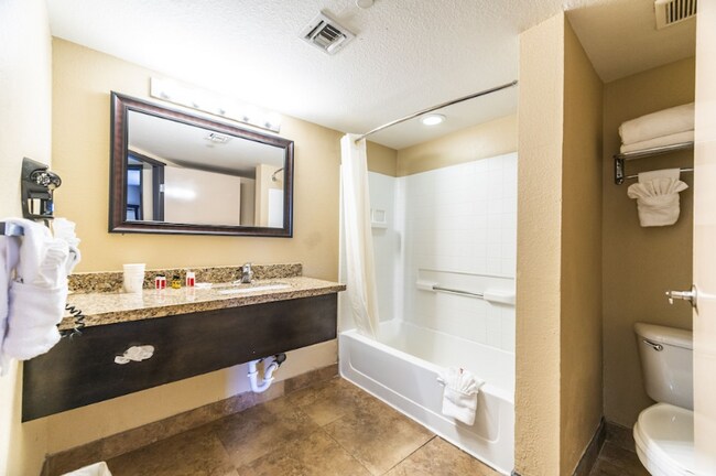 Foto del edificio - 5858 W Chandler Blvd