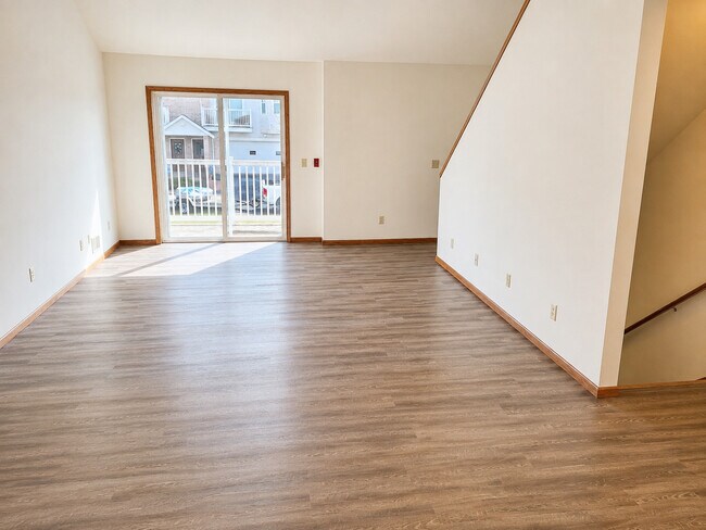 Foto del edificio - Pleasant Meadows Townhomes