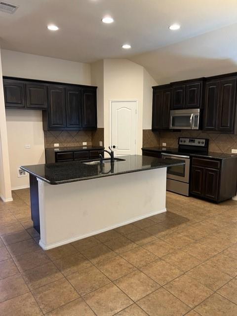 Foto del edificio - 11916 Bellegrove Rd