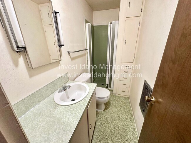 Foto del edificio - 2518 W Orchard Ave