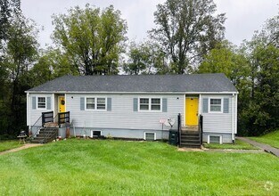 Building Photo - 1609 Donington Ct