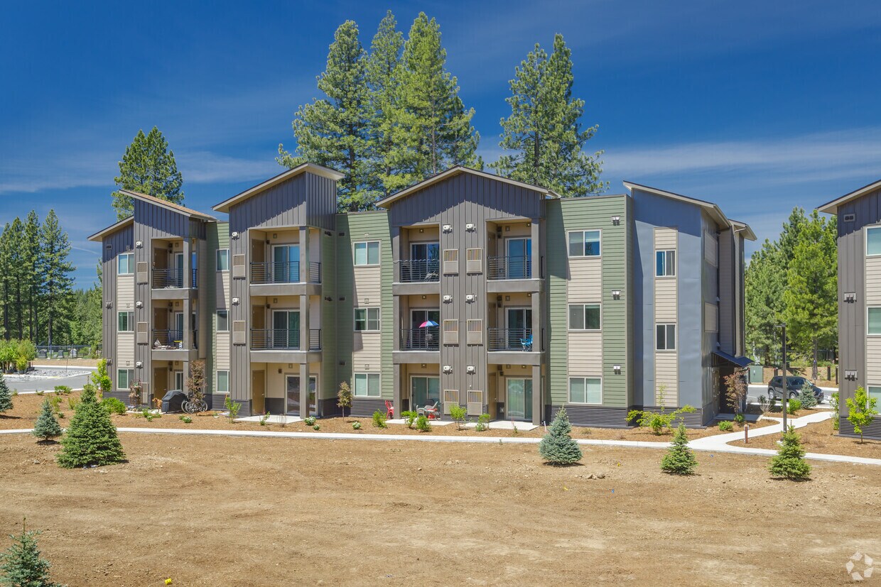 Coburn Crossing Apartments in Truckee, CA