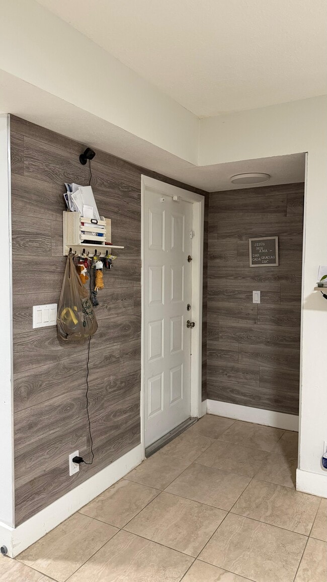 Building Photo - 12055 Royal Palm Blvd