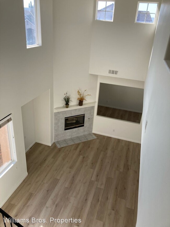 Building Photo - 4 br, 3 bath House - 637 El Acebo