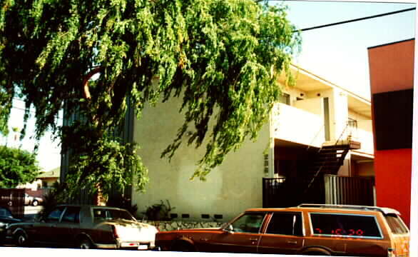 Primary Photo - 236 E 21st St