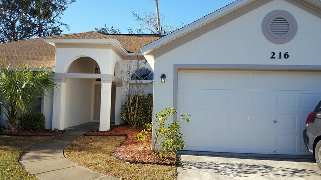 Building Photo - 216 Hollowbrook Cir