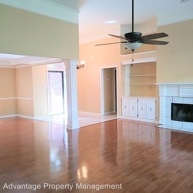 Building Photo - 4 br, 2.5 bath House - 462 Sanga Cir. W.