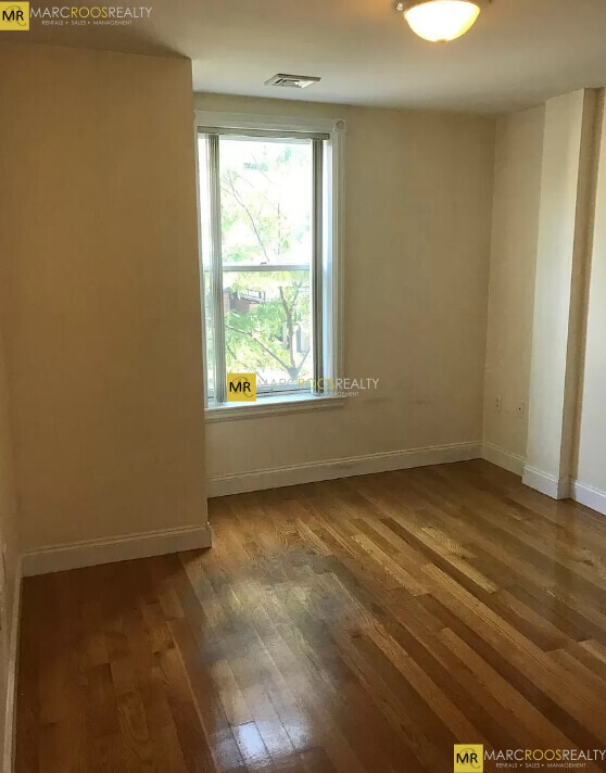 Building Photo - 90 Westland Ave