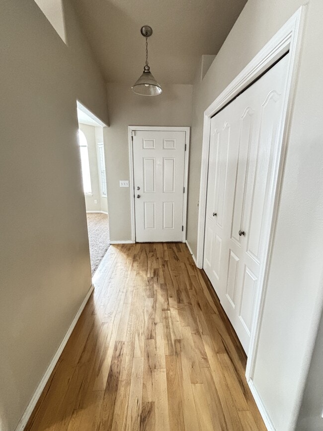 Building Photo - 2260 N Baywing Hawk Pl