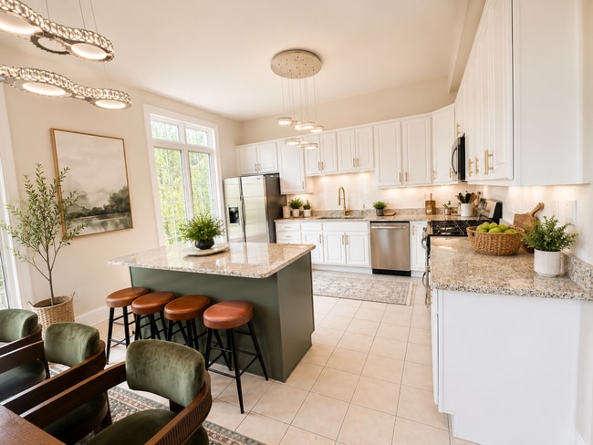 Kitchen - 607 Brockman Ct