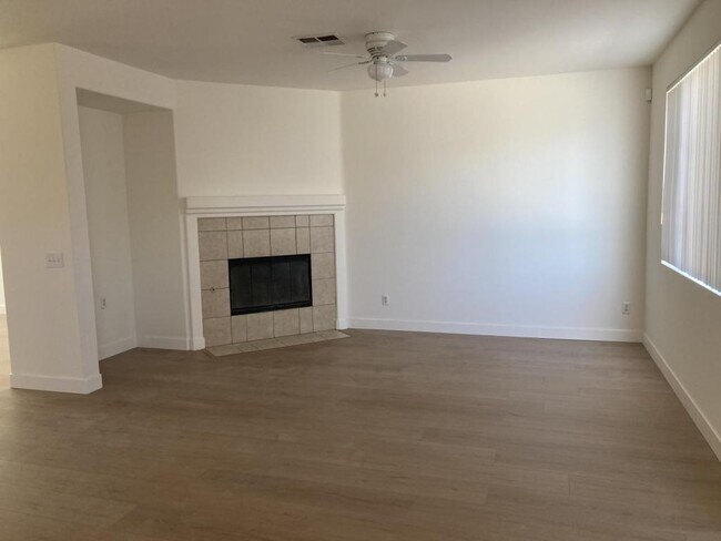 Foto del edificio - 12948 George Town Ln
