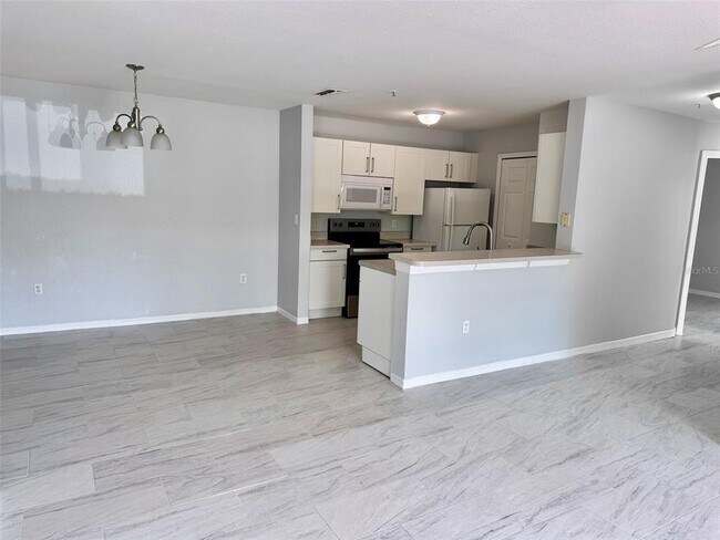 Foto del edificio - 5475 Vineland Rd