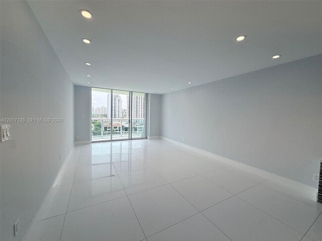 Building Photo - 19390 Collins Ave