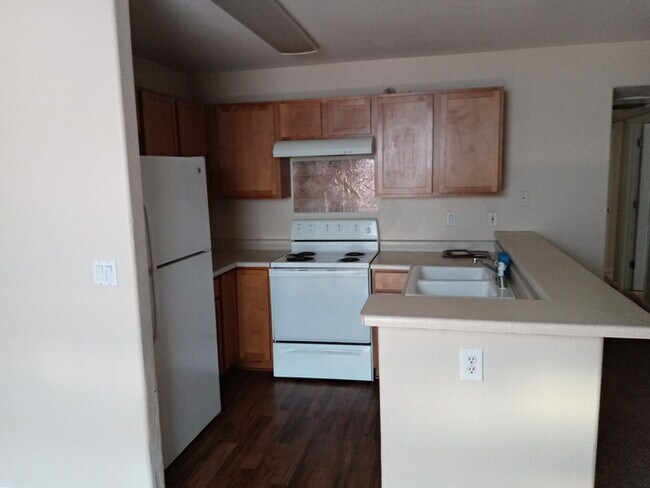 Foto del edificio - 2972 Juniper Hills Blvd