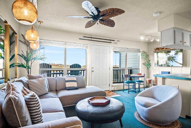 Building Photo - 15209 Leeward Dr