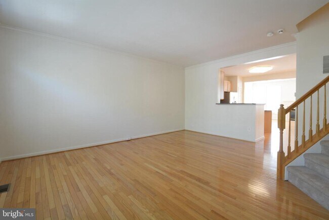 Building Photo - 5080 Grimm Dr