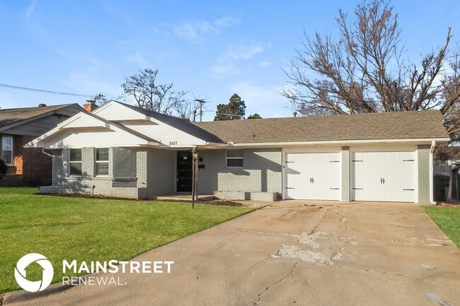 Building Photo - 5107 N Miller Pl