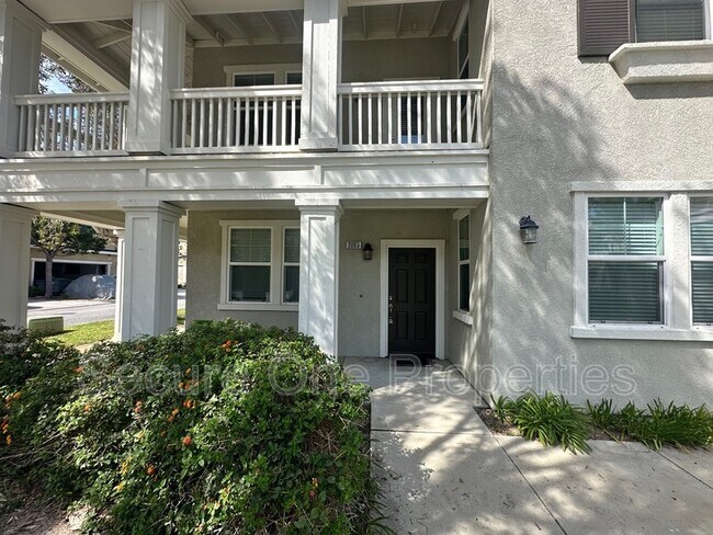 Building Photo - 3003 Shenandoah Dr