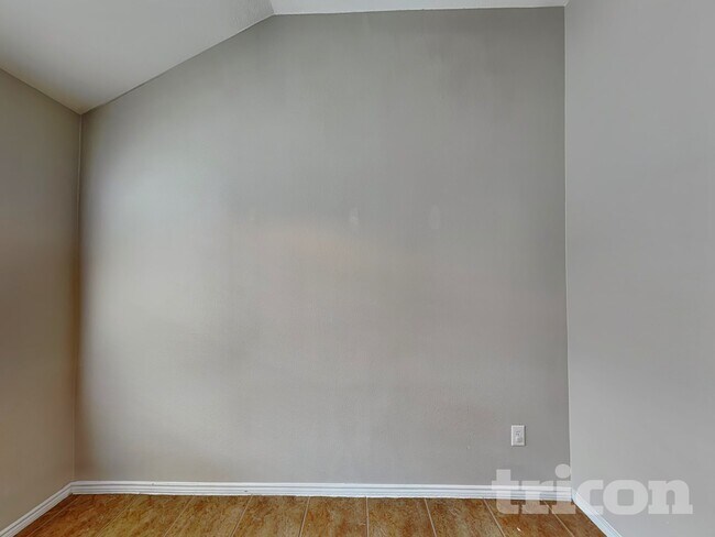 Building Photo - 10616 Lipan Trail