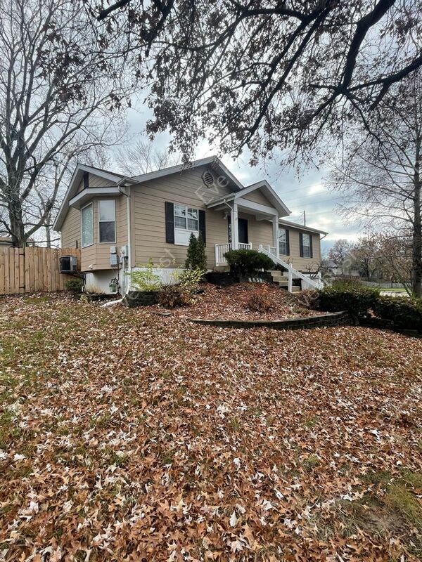 Building Photo - 4559 Cambrook Dr