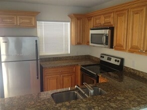 Building Photo - 1500 Lake Crystal Dr