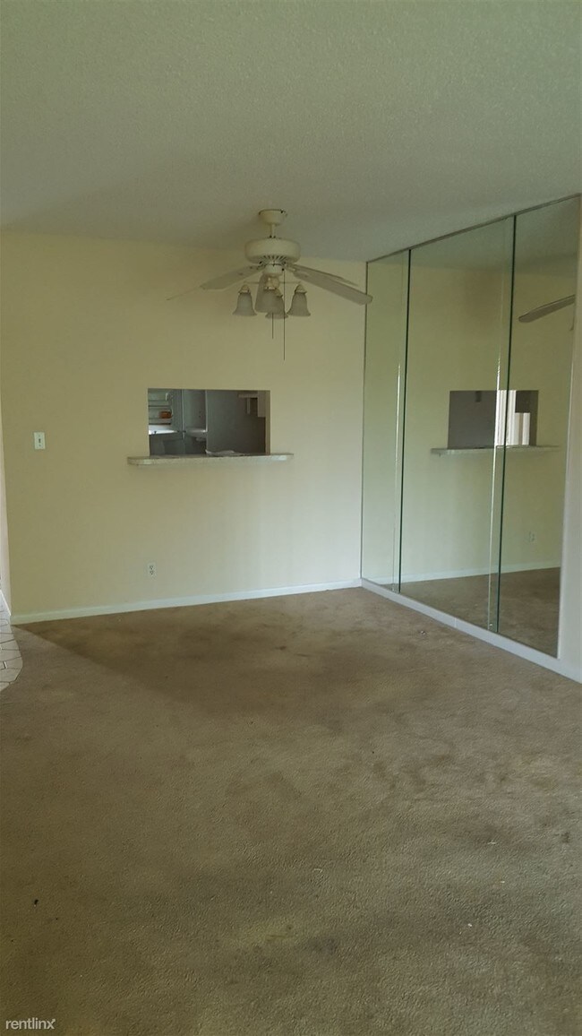Foto del edificio - 5102 NW 36th St