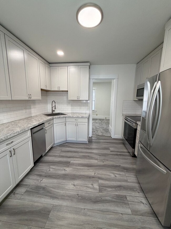 Building Photo - 408 Barksdale Ave