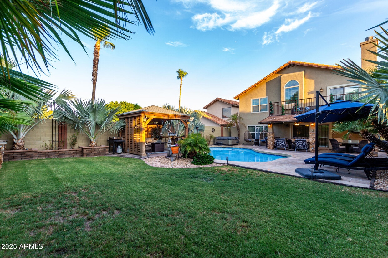Foto principal - 5956 E Phelps Rd