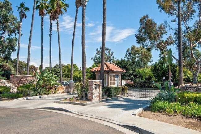 Building Photo - 7180 Shoreline Dr