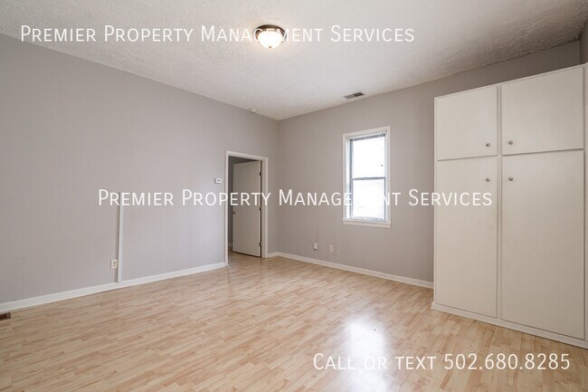 Building Photo - Germantown Shotgun Style 1 bed!!!!