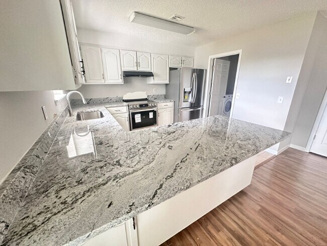 Foto del edificio - 2406 SW 16th St