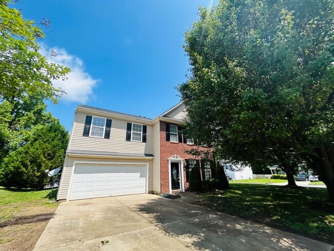 Building Photo - 2000 Lannigan Dr