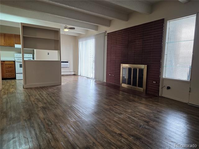 Building Photo - 4155 E Iowa Ave