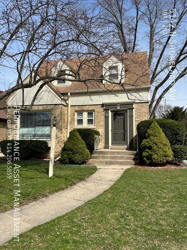 Stunning Whitefish Bay 3bed 1.5bath single... House Rental in