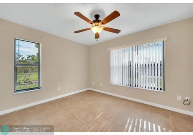 Foto del edificio - 3951 SW Cheribon St