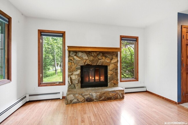 Building Photo - 18625 S Lowrie Loop