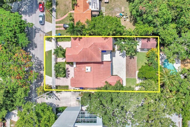 Foto del edificio - 244 SW 28th Rd