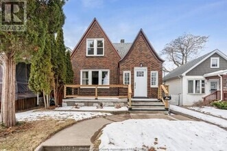 Building Photo - 1841 Moy Ave