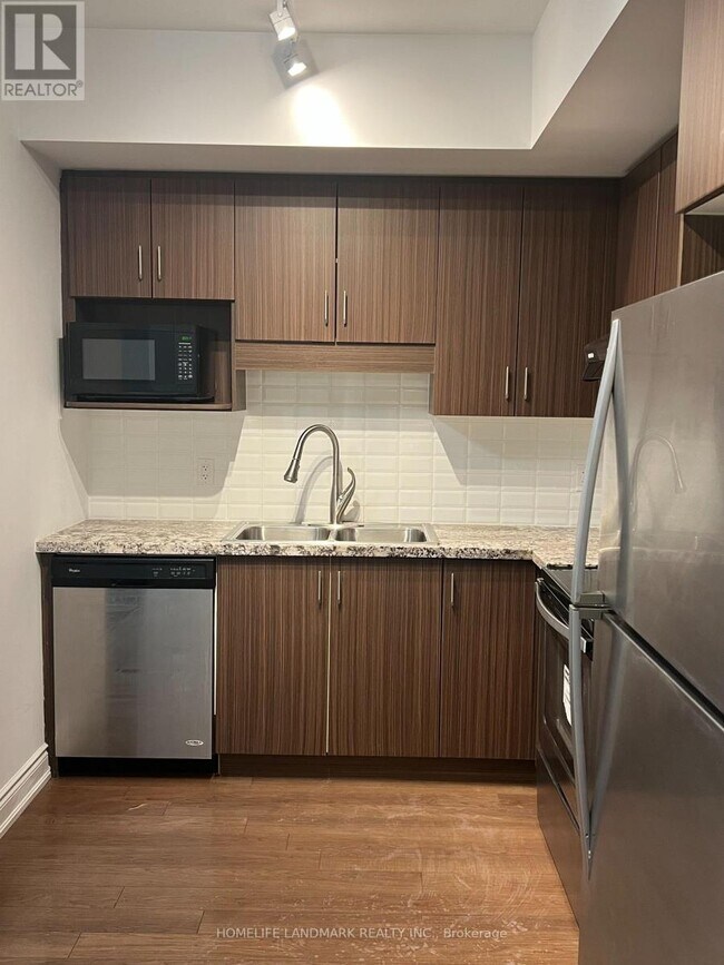 Building Photo - 38 Cedarland Dr