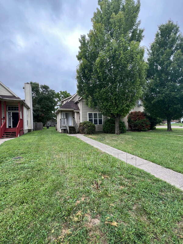 Primary Photo - 965 W 30th St