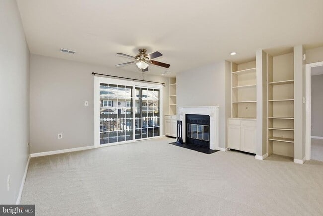 Building Photo - 10195 Ashbrooke Ct