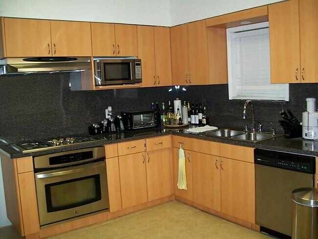 Foto del edificio - 4738 Allison Rd
