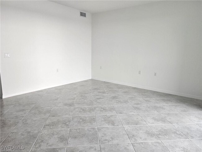 Building Photo - 5835 Double Eagle Cir