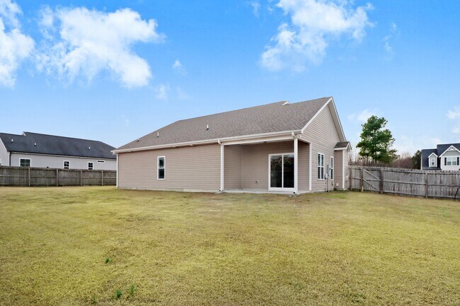 Foto del edificio - 228 Planters Ridge Dr