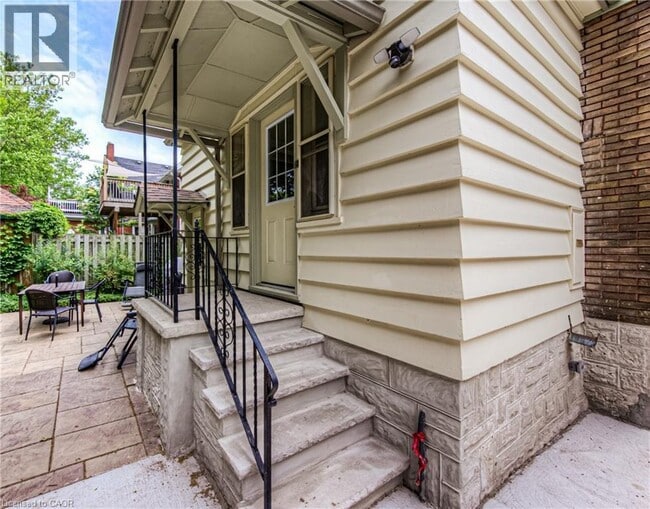 Building Photo - 34 Hohner Ave