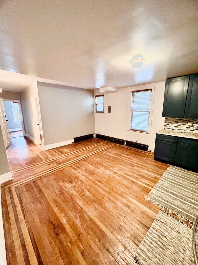 Foto del edificio - 320 E 235th St