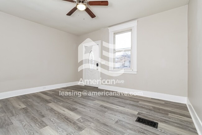 Foto del edificio - 635 Watkins St