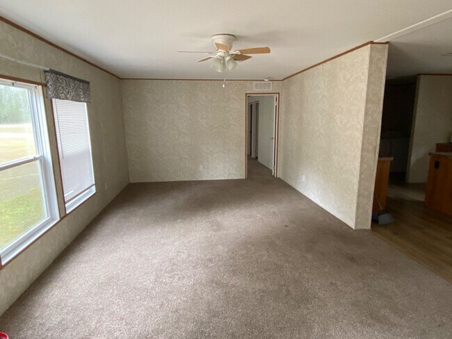 Foto del edificio - Newer 3 bedroom, 2 bath manufactured home ...