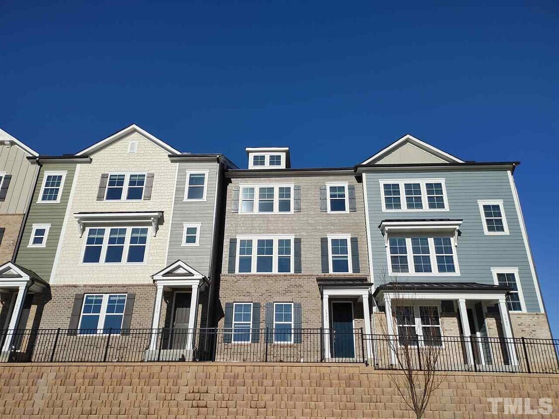 1661 Wimberly Road, Apex, NC 27523 Townhome Rentals in Apex NC
